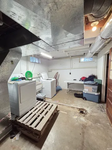 $185,000 | 401 North 1st Street, Owensville, IN 47665