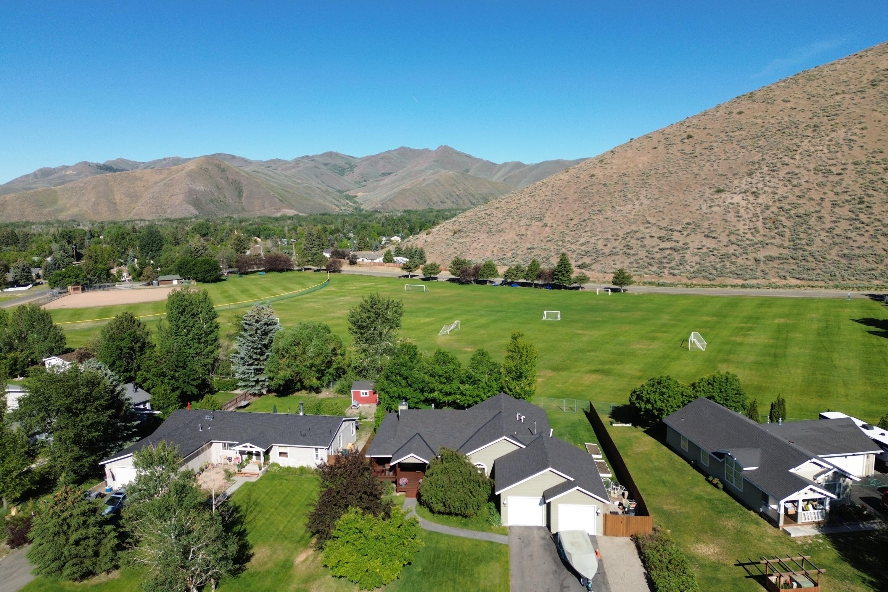 341 Ridge View Drive Bellevue, ID 83313 - Photo 32 of 35 Aerial