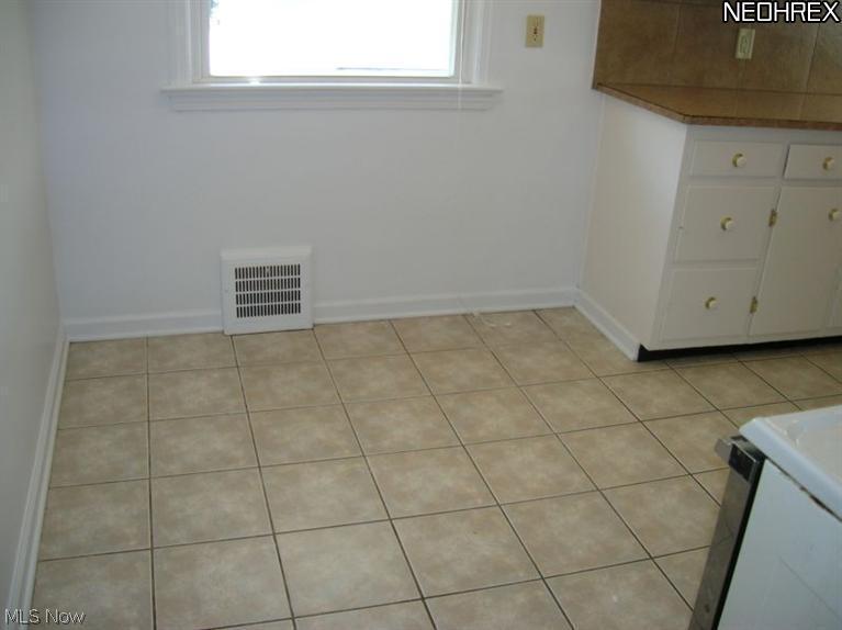 12926 Rockside Road Garfield Heights, OH 44125 - Photo 5 of 19