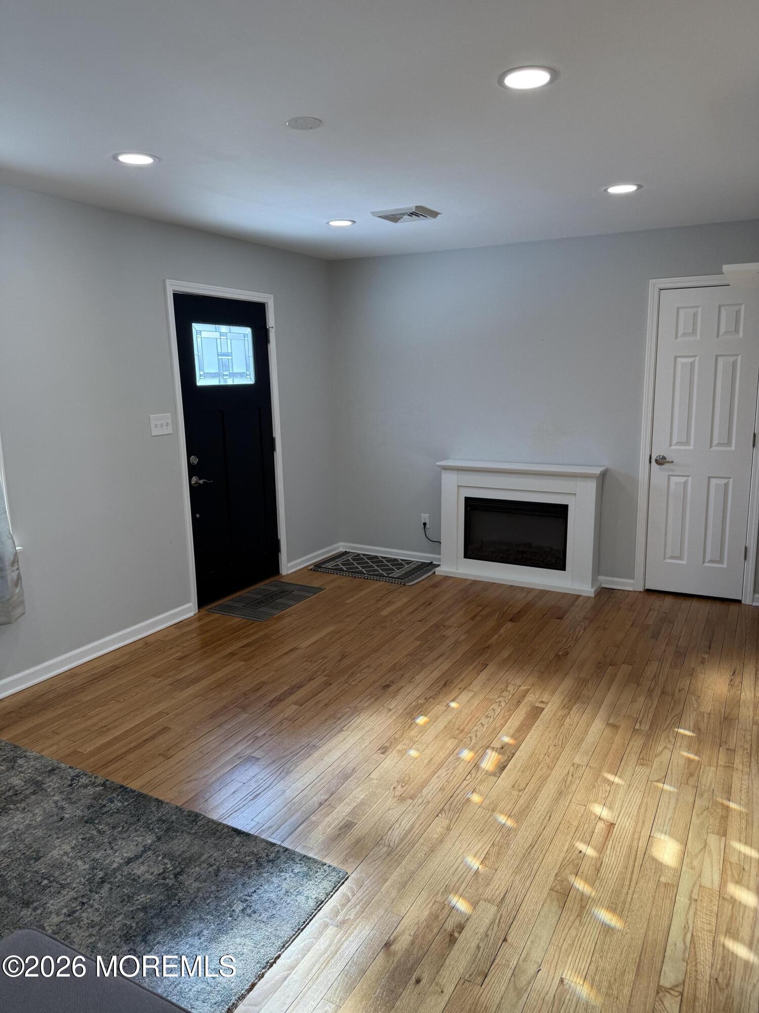 45 Harbor Inn Road Bayville, NJ 08721 - Photo 3 of 19 IMG_1818