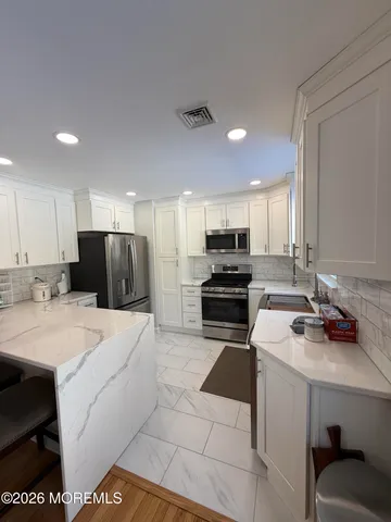 $2,800 | 45 Harbor Inn Road, Bayville, NJ 08721