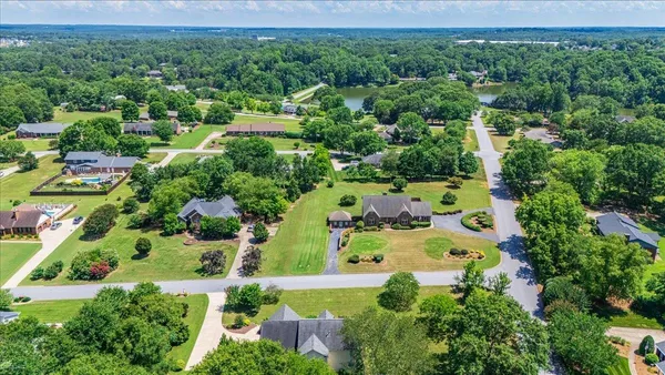 $550,000 | 101 Plantation Drive, Moore, SC 29369