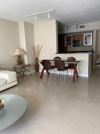 $2,150 | 2775 Northeast 187th Street, Unit 330, Aventura, FL 33180