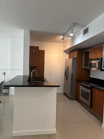 $2,150 | 2775 Northeast 187th Street, Unit 330, Aventura, FL 33180