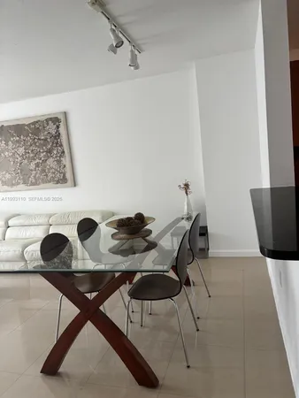 $2,150 | 2775 Northeast 187th Street, Unit 330, Aventura, FL 33180