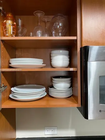 $2,150 | 2775 Northeast 187th Street, Unit 330, Aventura, FL 33180