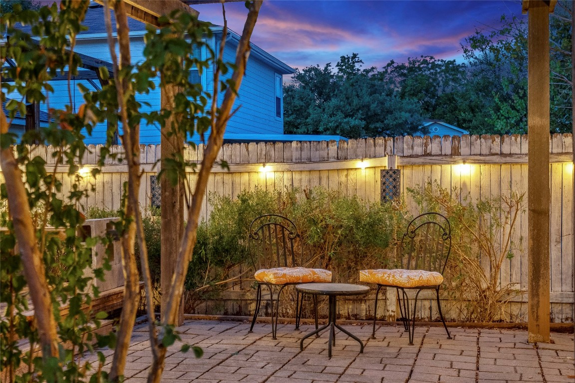 8609 Claude Court Austin, TX 78747 - Photo 18 of 30 a view of a chairs and table in the balcony