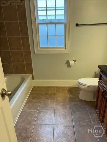 $1,850 | 555 East Harris Street, Savannah, GA 31401