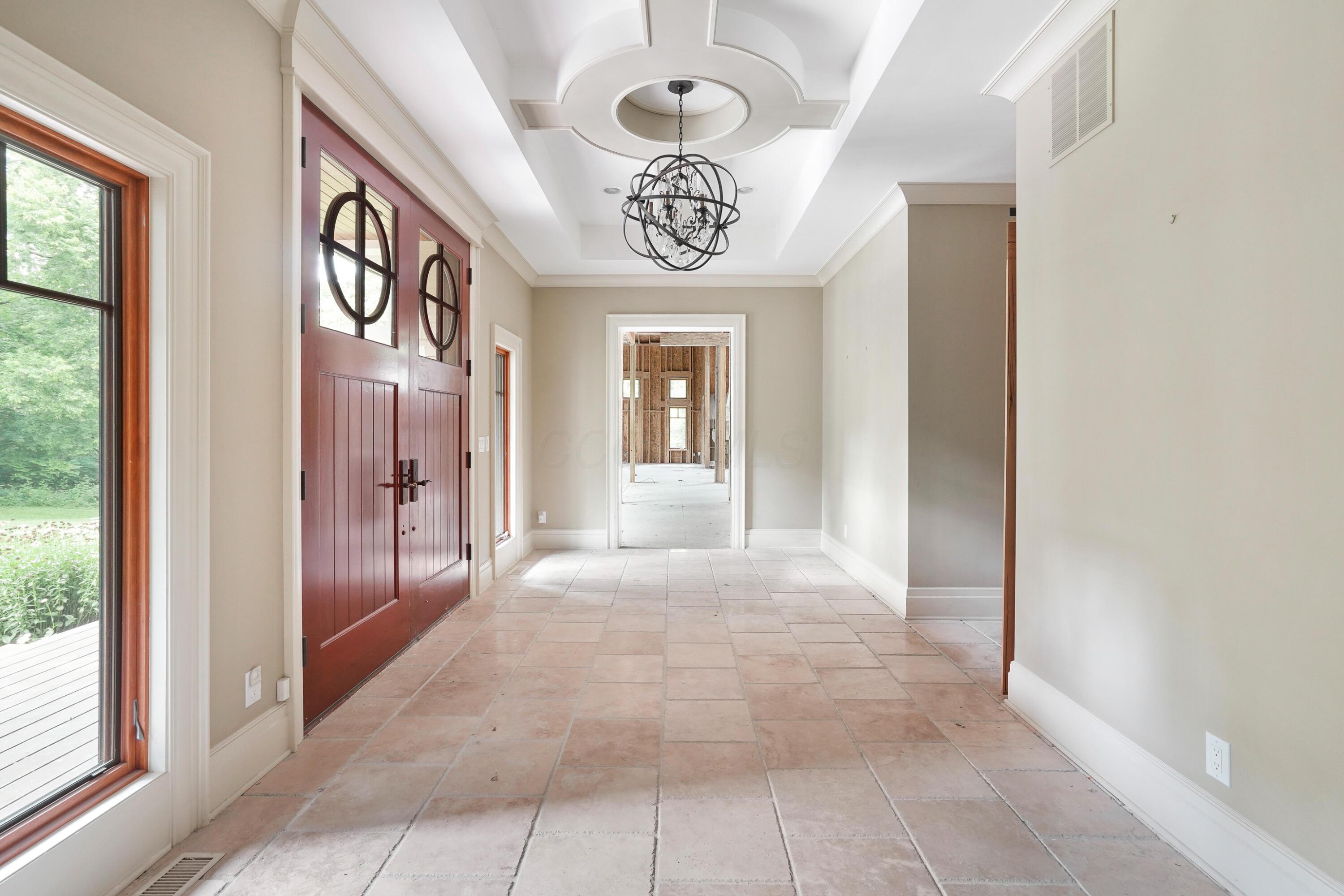 8108 Harriott Road Dublin, OH 43017 - Photo 18 of 71 Front of home hallway