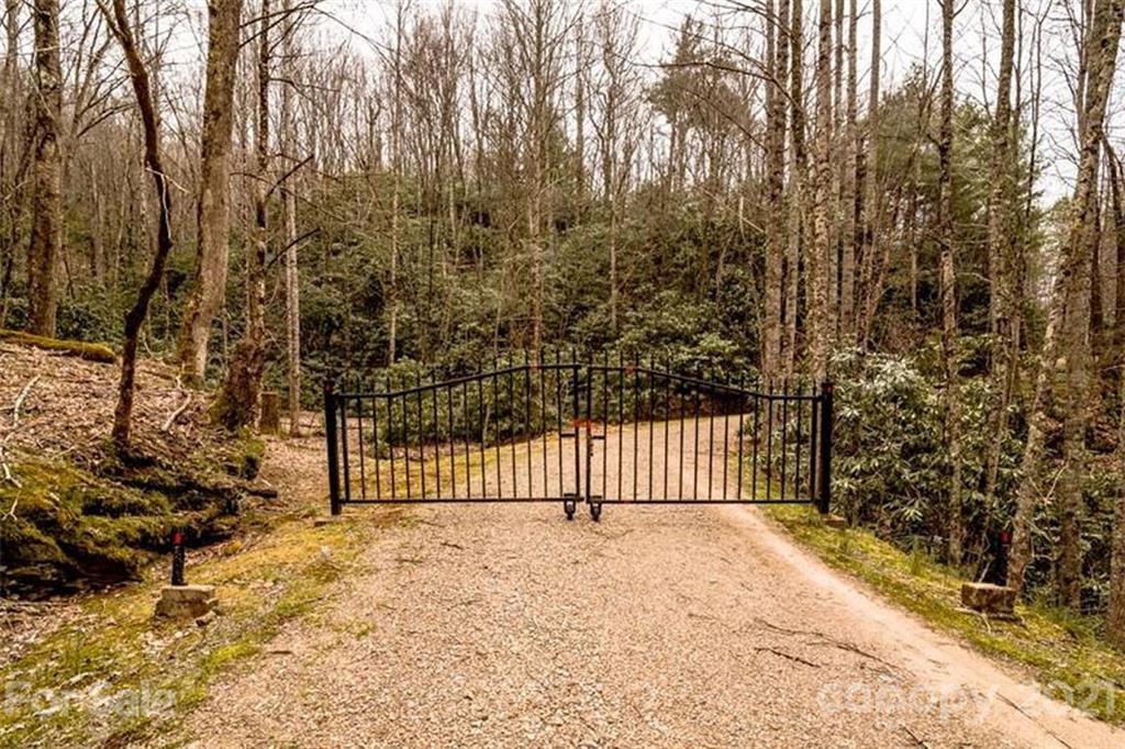 Tbd Tbd Buck Top Road Franklin, NC 28734 - Photo 2 of 34 Gallery Image 2
