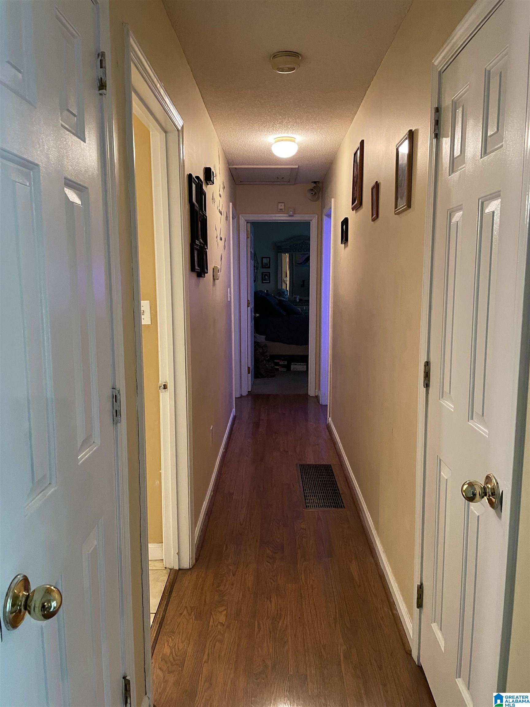 860 Ridgefield Road Birmingham, AL 35215 - Photo 5 of 13 Gallery Image 5