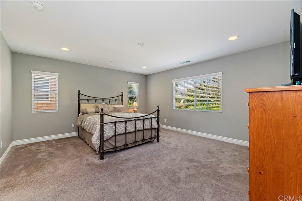 10961 Knoxville Way Riverside, CA 92503 - Photo 11 of 31