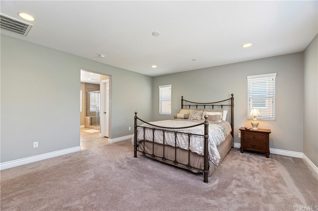 10961 Knoxville Way Riverside, CA 92503 - Photo 10 of 31