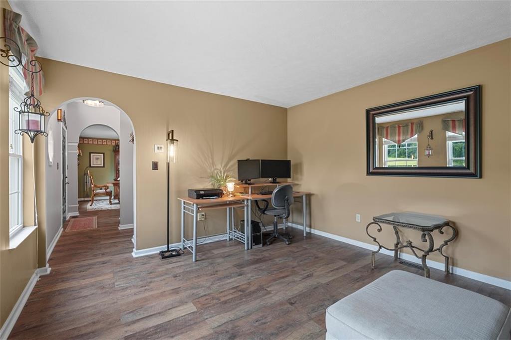 53 Peters Road Greensburg, PA 15601 - Photo 17 of 44 Gallery Image 17
