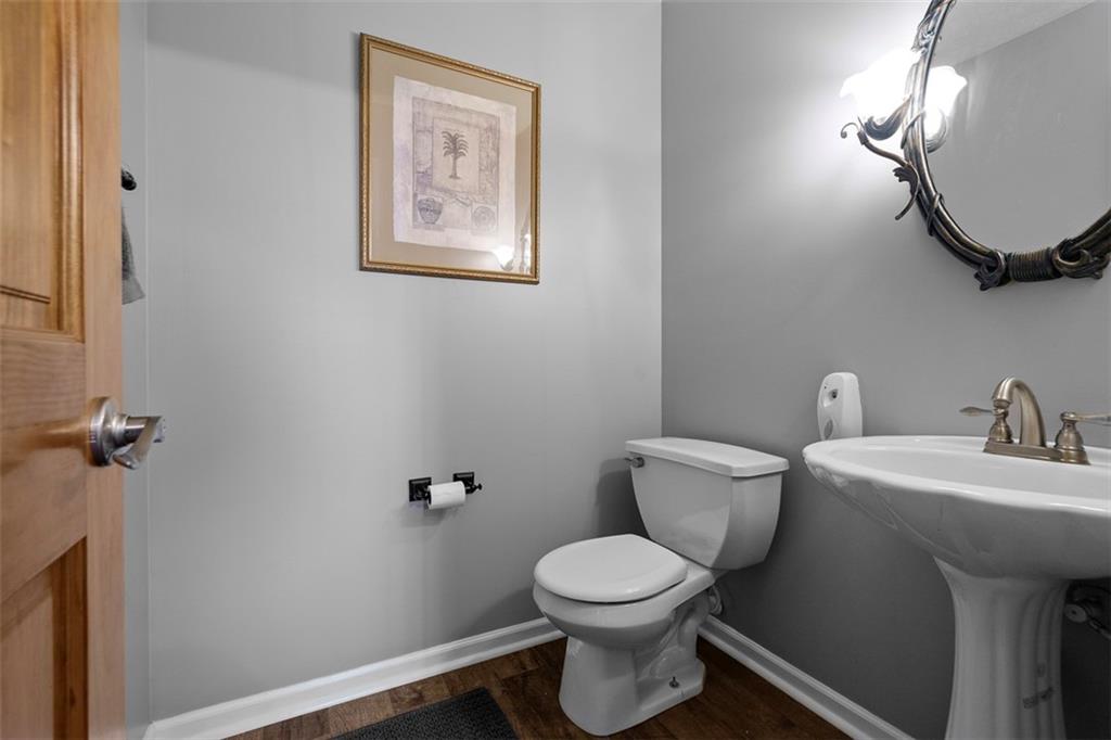 53 Peters Road Greensburg, PA 15601 - Photo 18 of 44 Main Floor Powder Room