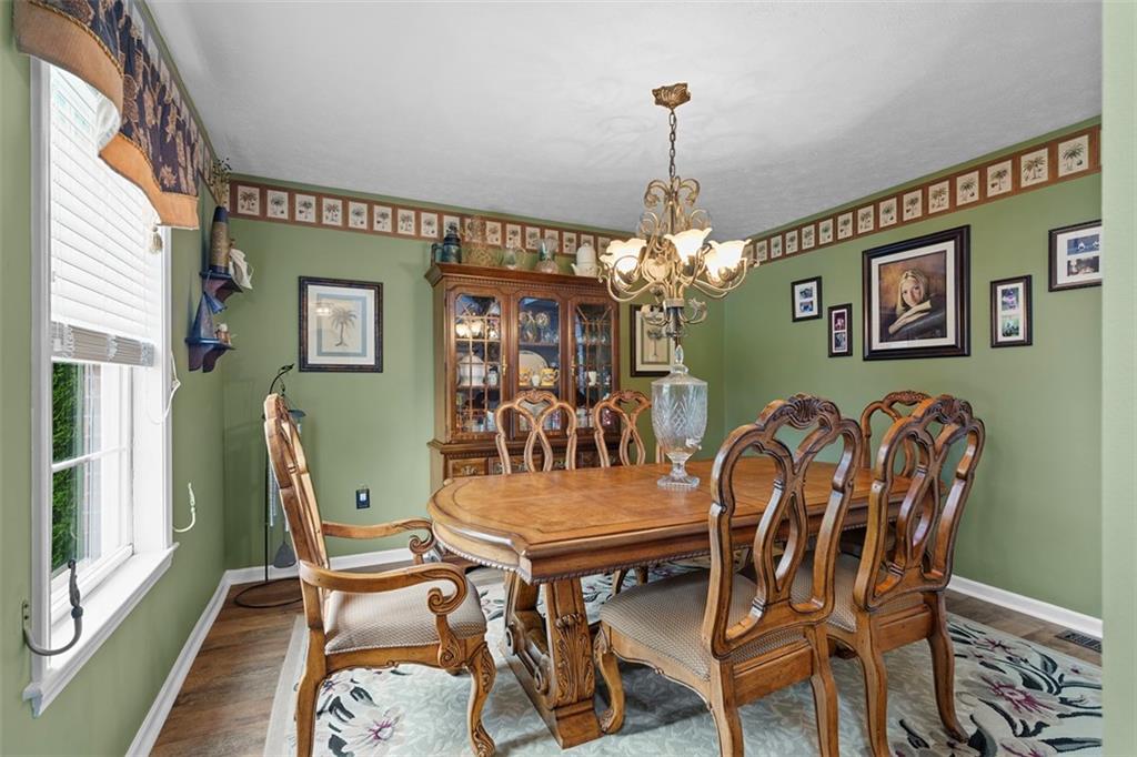 53 Peters Road Greensburg, PA 15601 - Photo 6 of 44 Formal Dining room