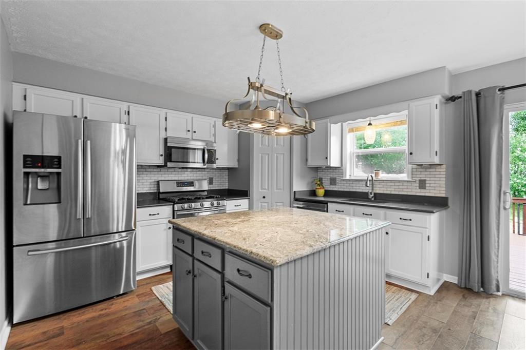 53 Peters Road Greensburg, PA 15601 - Photo 8 of 44 Kitchen with stainless steel appliances