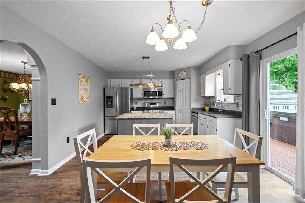 53 Peters Road Greensburg, PA 15601 - Photo 10 of 44 Eat in kitchen