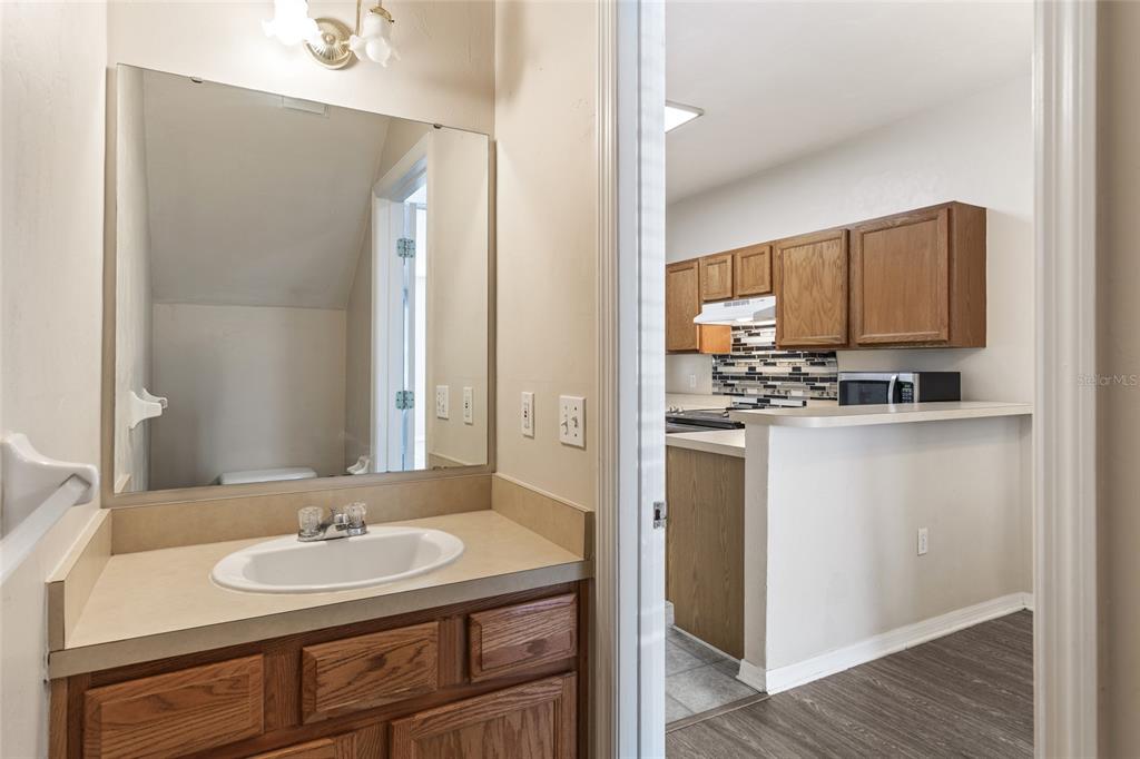 3901 Southwest 20th Avenue, Unit 806 Gainesville, FL 32607 - Photo 12 of 18