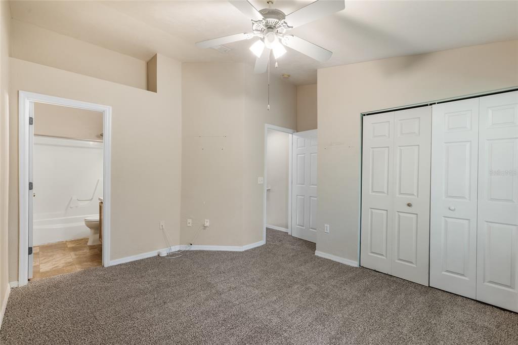 3901 Southwest 20th Avenue, Unit 806 Gainesville, FL 32607 - Photo 17 of 18