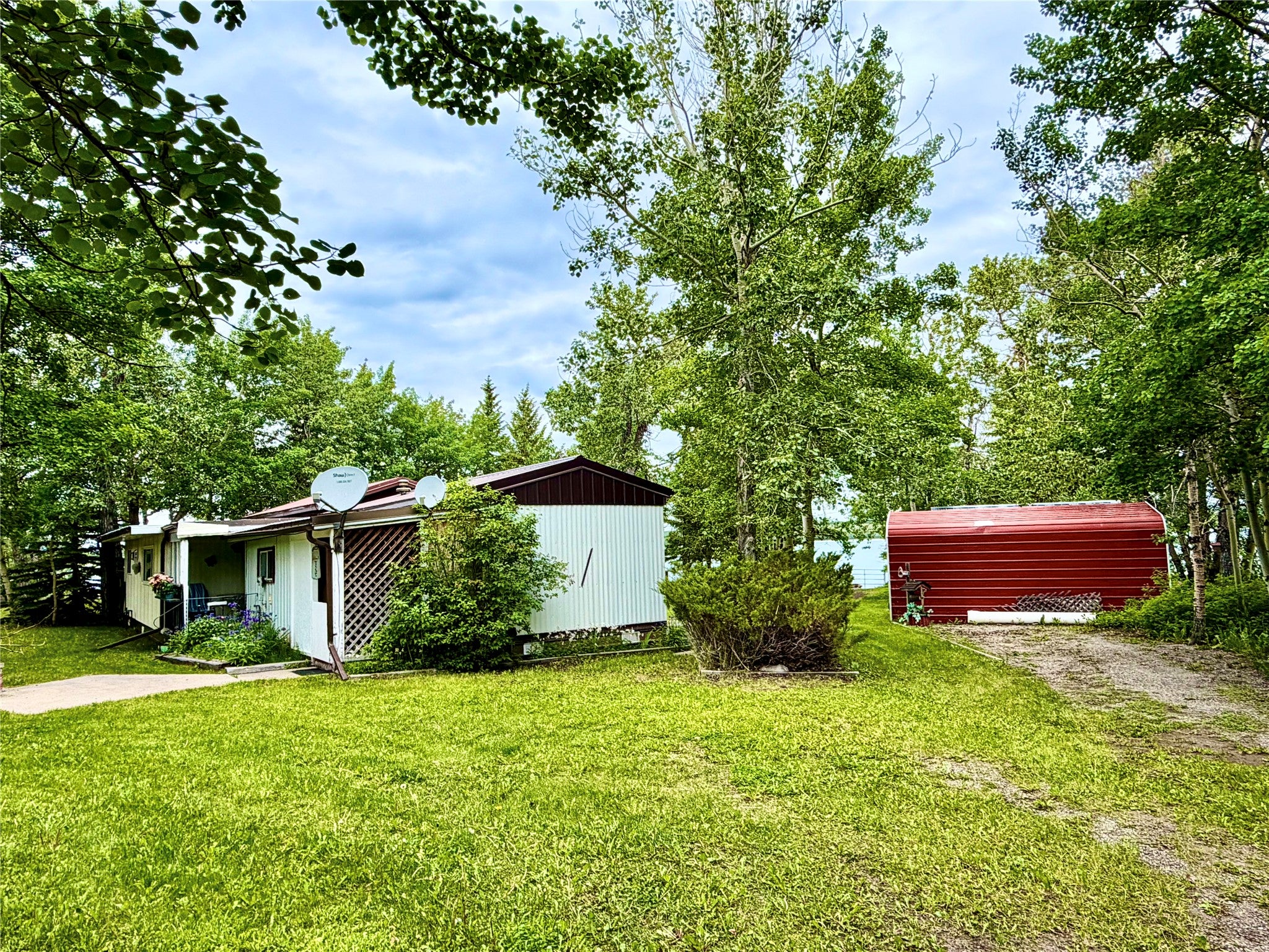 14 West Shore Duck Road Babb, MT 59411 - Photo 23 of 31 Gallery Image 23