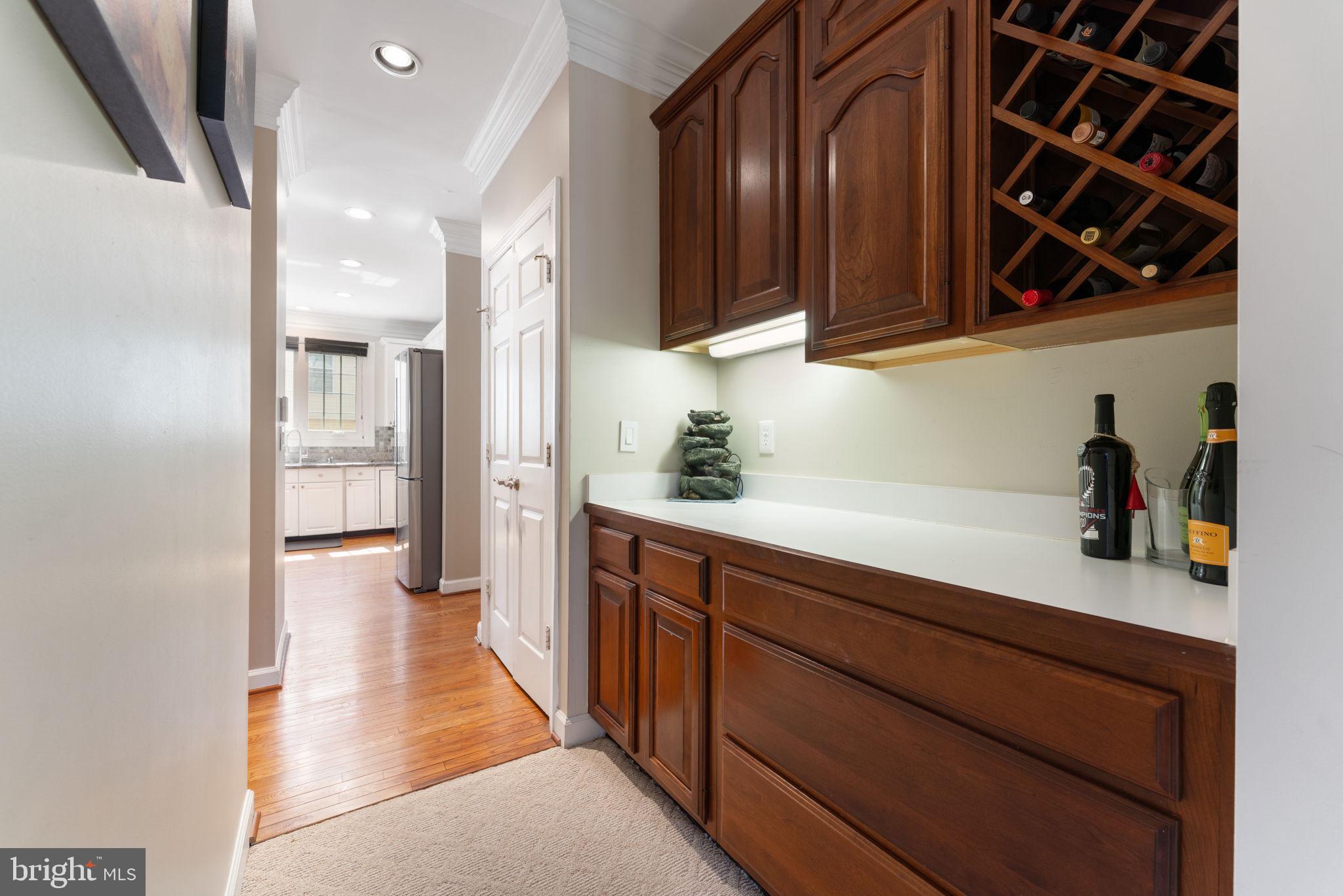 2113 Arrowleaf Drive Vienna, VA 22182 - Photo 7 of 40 a hallway with cabinets