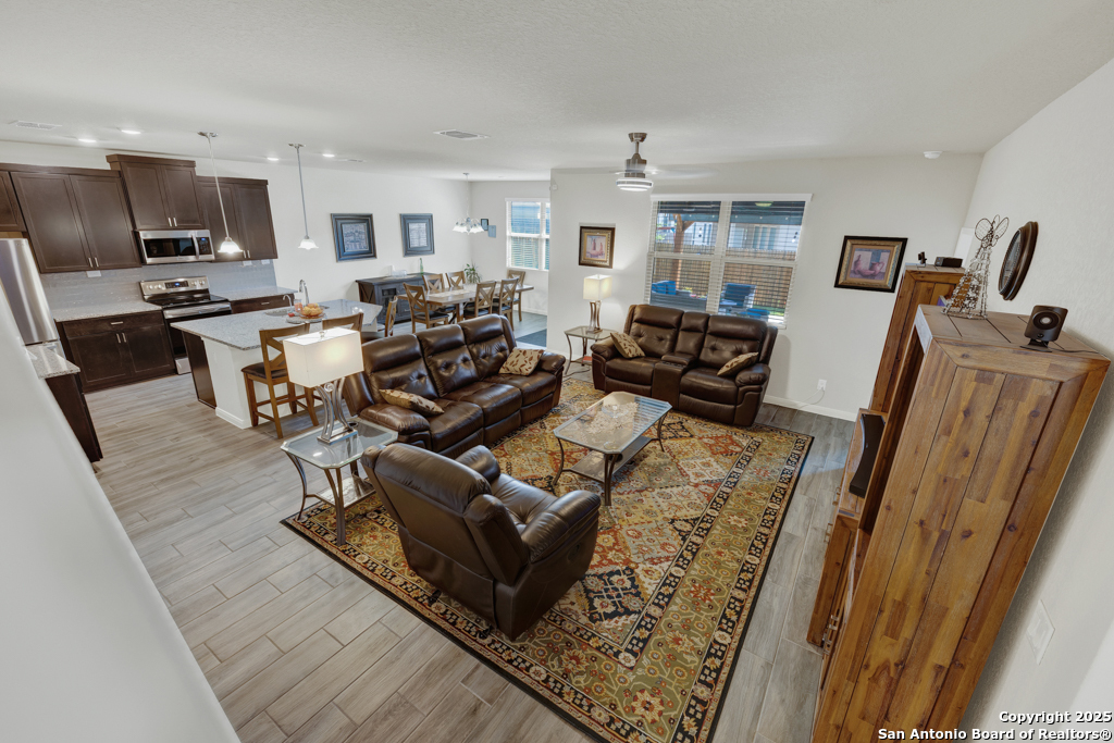 412 Sika Way Schertz, TX 78108 - Photo 24 of 49