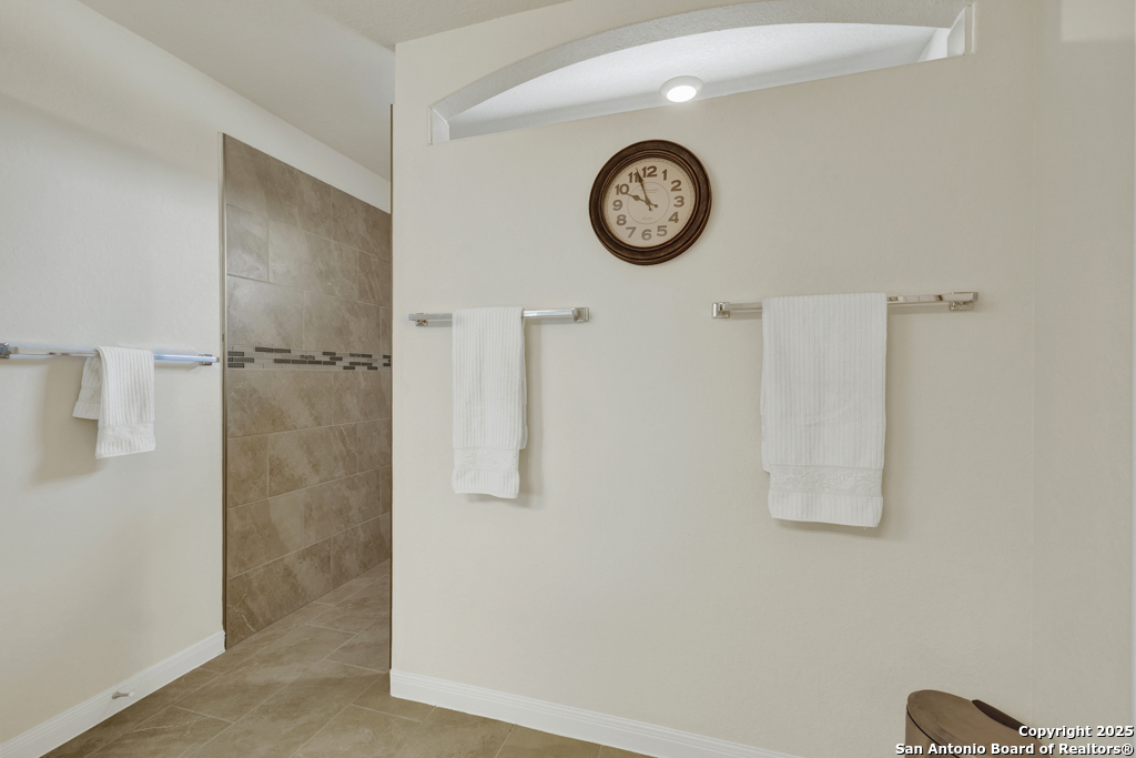 412 Sika Way Schertz, TX 78108 - Photo 32 of 49