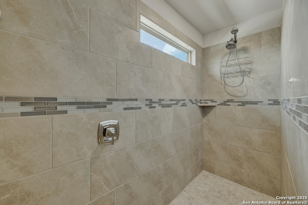 412 Sika Way Schertz, TX 78108 - Photo 33 of 49