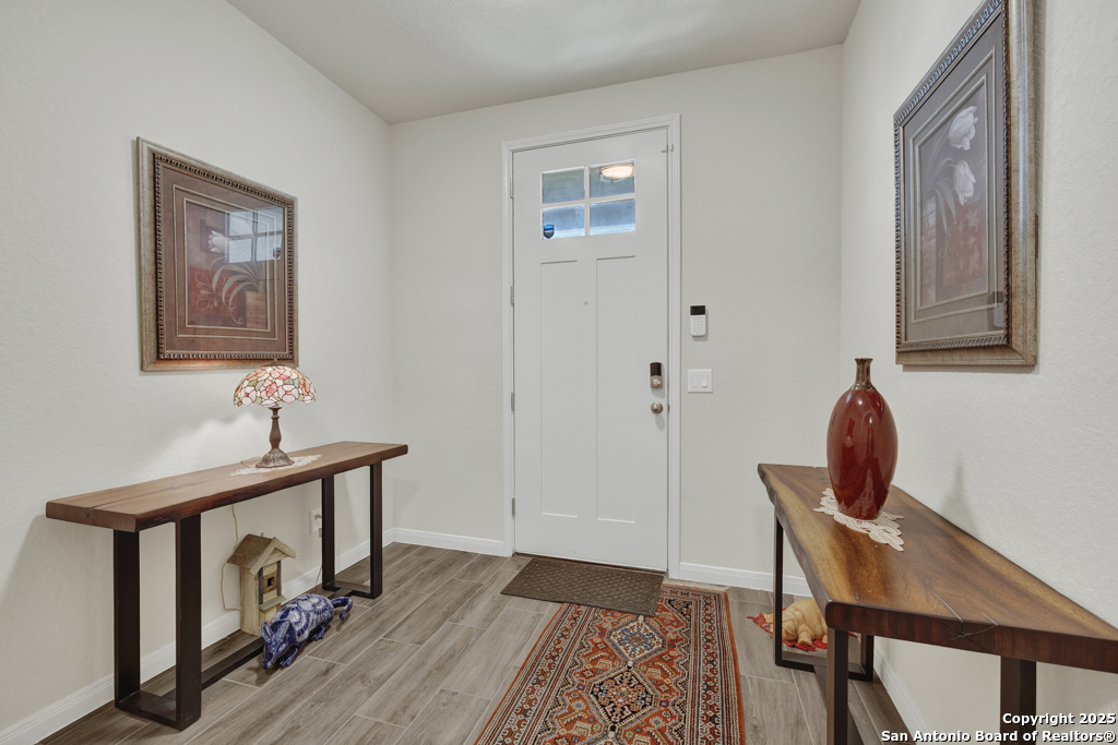 412 Sika Way Schertz, TX 78108 - Photo 5 of 49