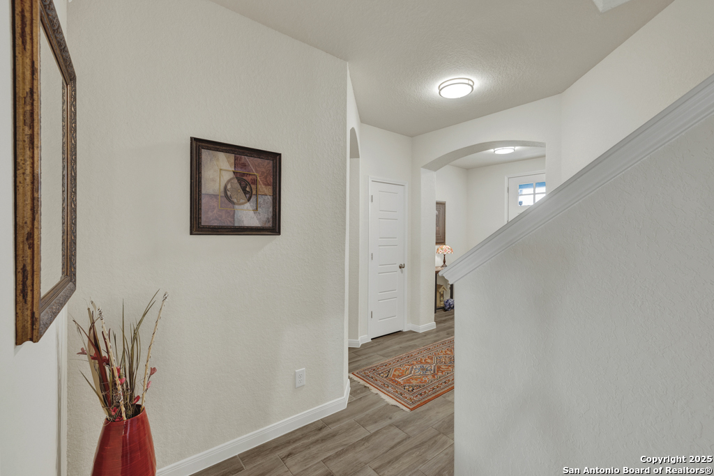 412 Sika Way Schertz, TX 78108 - Photo 9 of 49