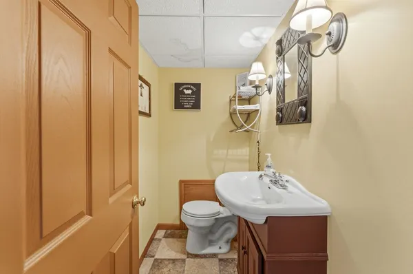 $475,000 | 93 Blue Bell Road, Worcester, MA 01606