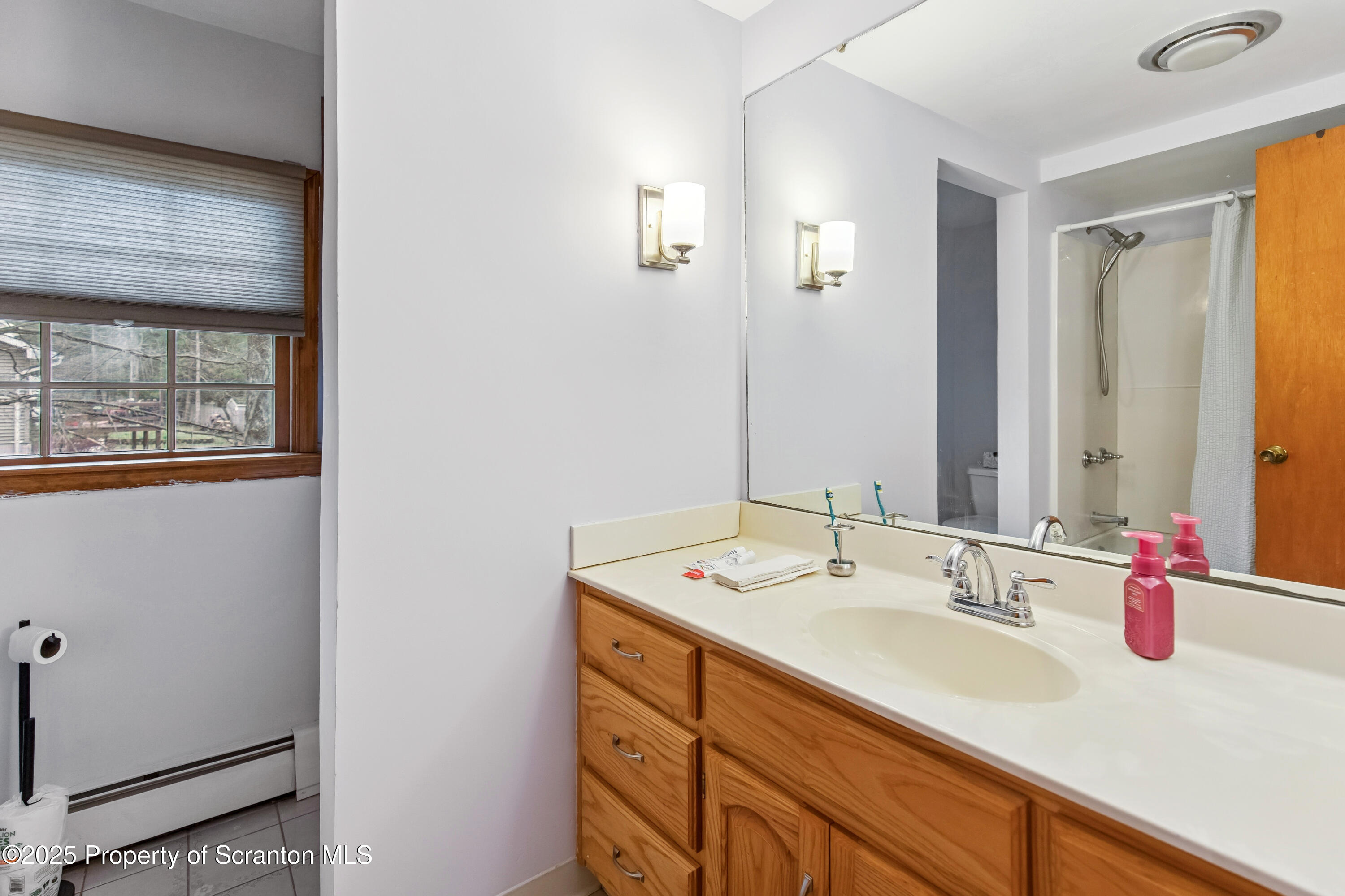 410 Lake Spangenberg Road Lake Ariel, PA 18436 - Photo 27 of 52 Full Bathroom
