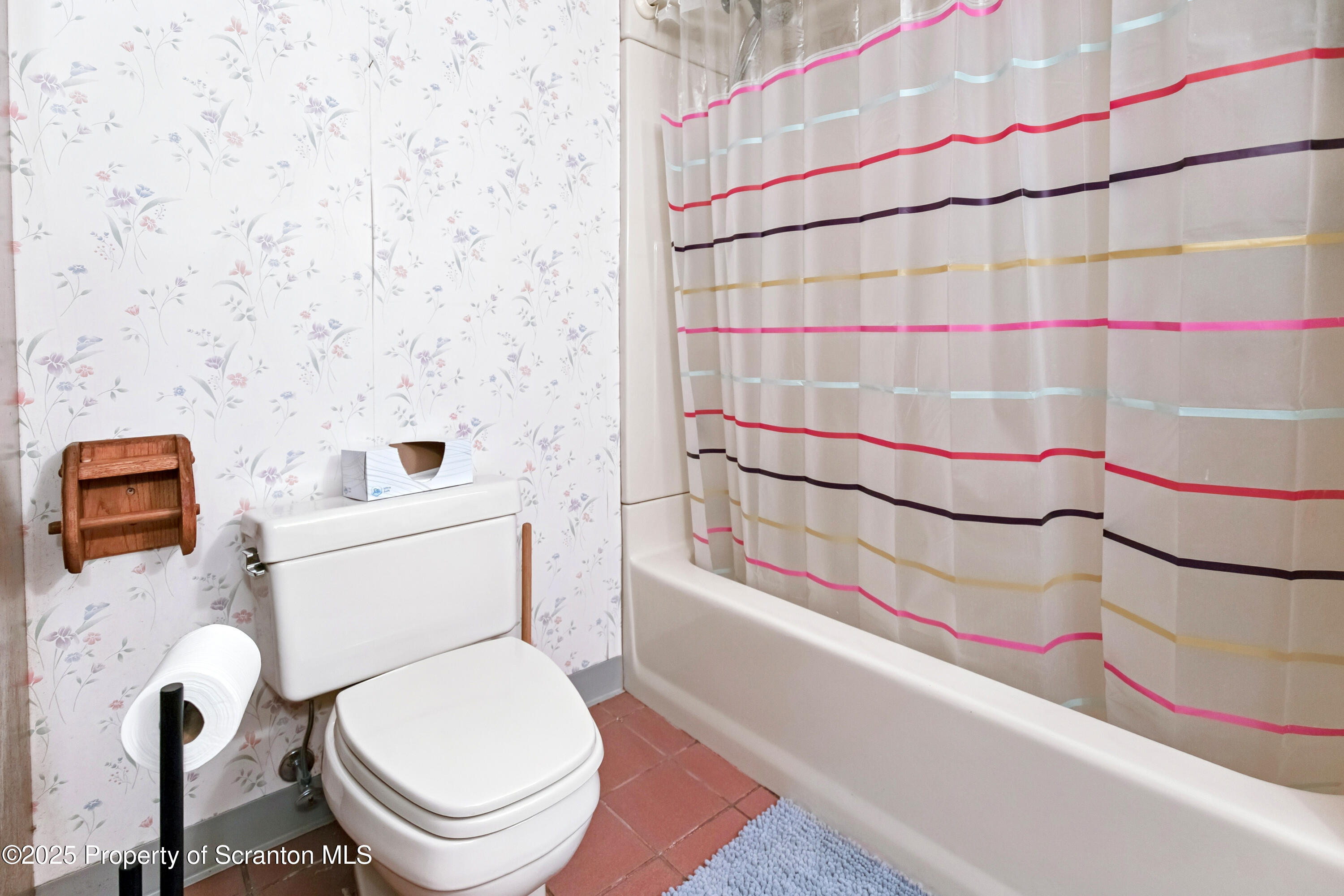 410 Lake Spangenberg Road Lake Ariel, PA 18436 - Photo 28 of 52 Full Bathroom