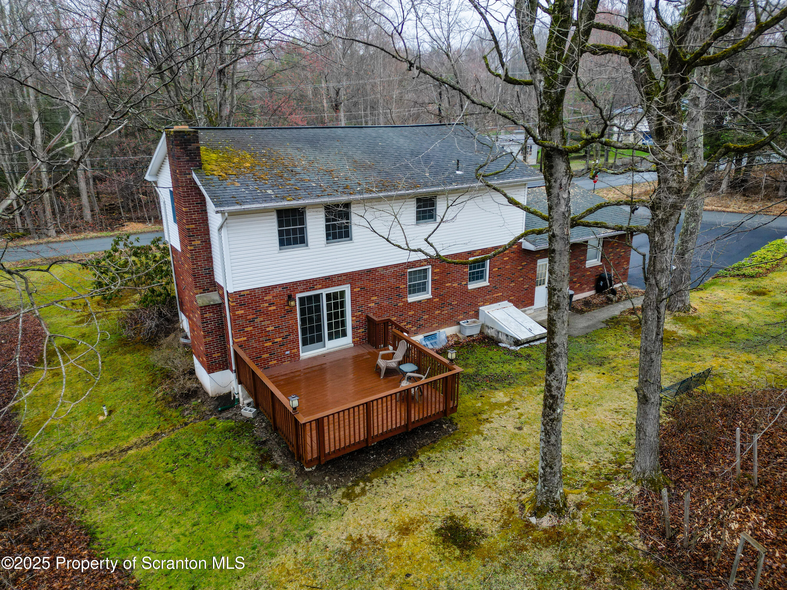 410 Lake Spangenberg Road Lake Ariel, PA 18436 - Photo 7 of 52 410LakeSpangenberg-9