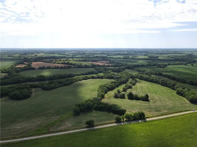 $799,000 | Cowsert Drive, Braymer, MO 64624