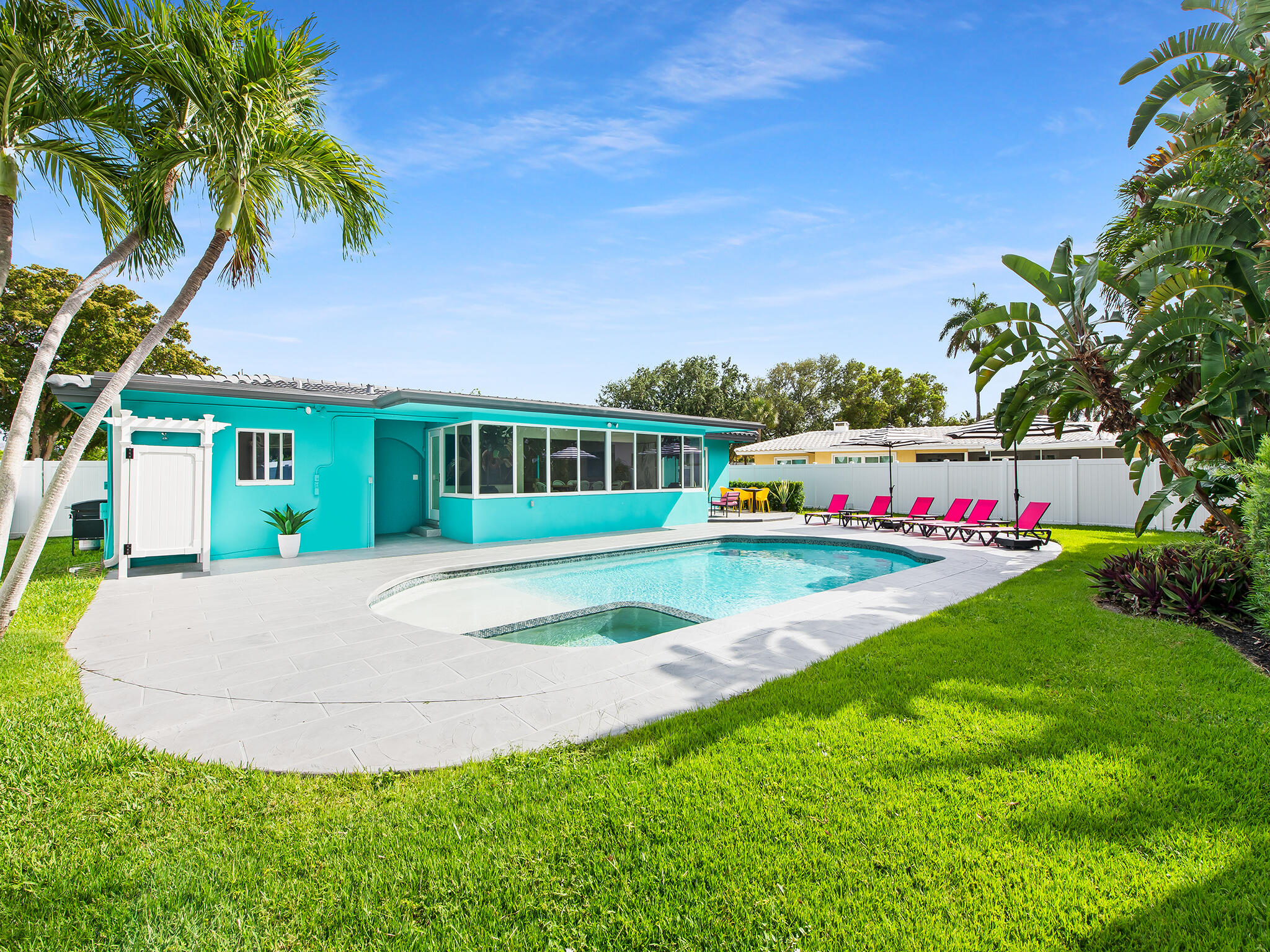 2141 Northeast 24th Street Lighthouse Point, FL 33064 - Photo 23 of 31 DSC_5173