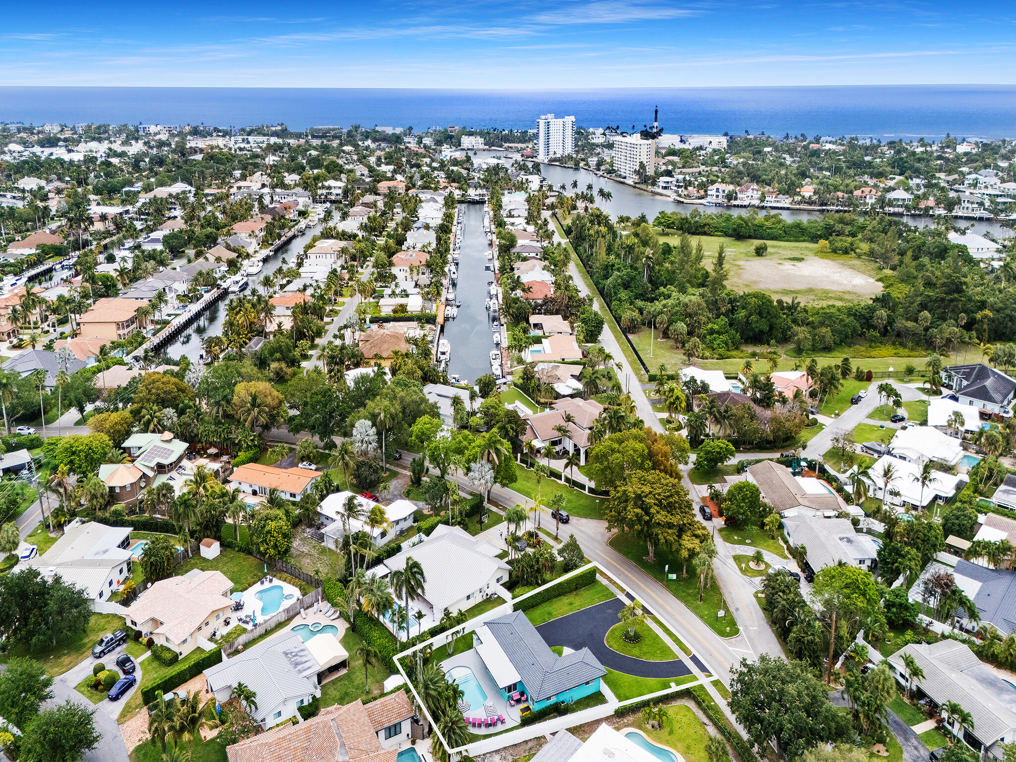 2141 Northeast 24th Street Lighthouse Point, FL 33064 - Photo 3 of 31 DJI_20260420171801_0241_D