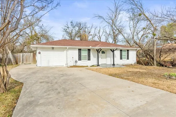 $1,800 | 5507 Alexander Street, Sachse, TX 75048