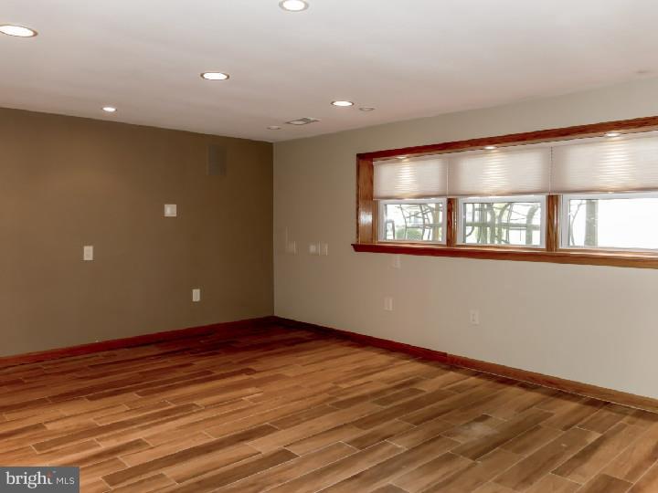 242 Newtown Road Warminster, PA 18974 - Photo 17 of 25 Gallery Image 17