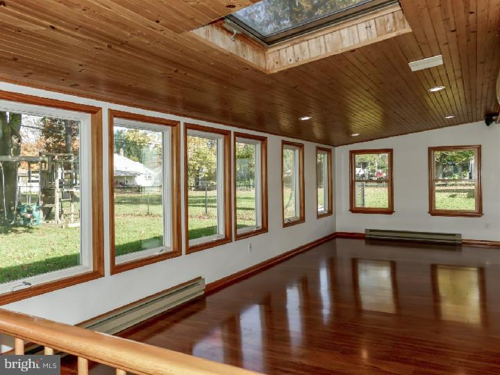 242 Newtown Road Warminster, PA 18974 - Photo 20 of 25 Gallery Image 20
