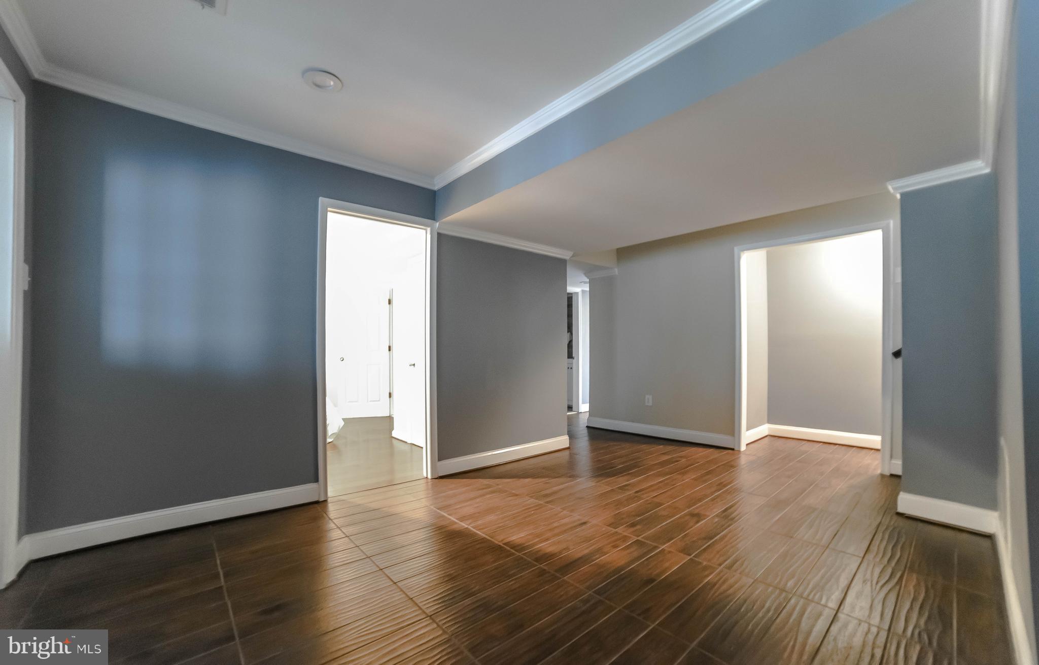 2711 Enterprise Road Bowie, MD 20721 - Photo 34 of 56 LL1 sitting area