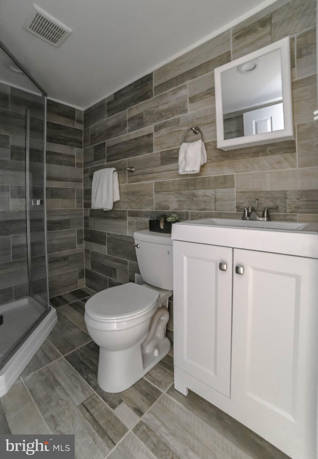 2711 Enterprise Road Bowie, MD 20721 - Photo 40 of 56 Full Hall Bath on LL1