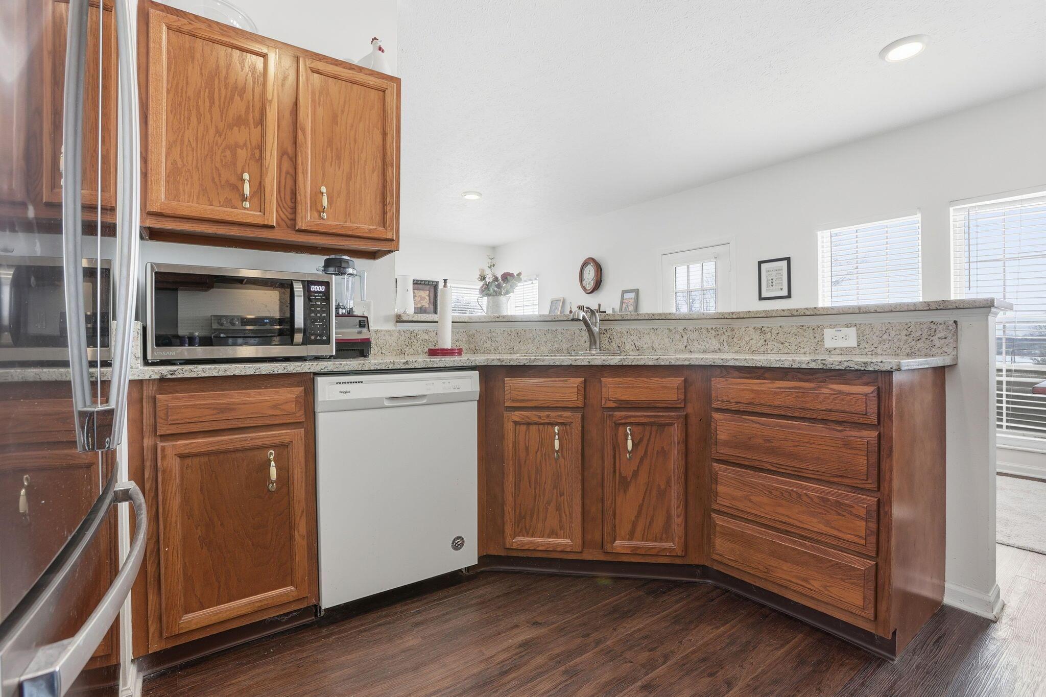 6904 Coonpath Road Northeast Lancaster, OH 43130 - Photo 32 of 68 Kitchen