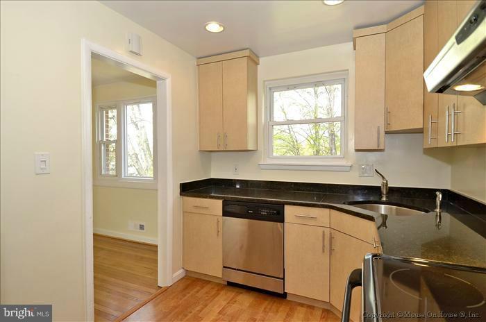 3713 Kayson Street Silver Spring, MD 20906 - Photo 11 of 20 Kitchen