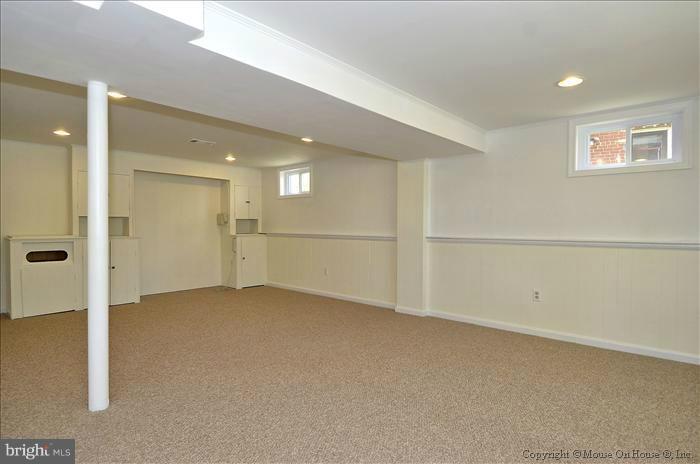 3713 Kayson Street Silver Spring, MD 20906 - Photo 5 of 20 Family Room