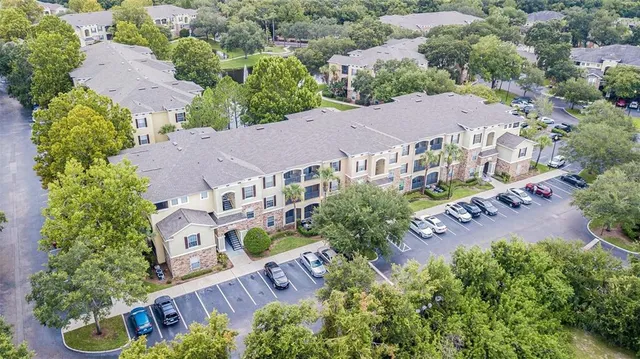 $165,000 | 10205 Courtney Palms Boulevard, Unit 304, Tampa, FL 33619