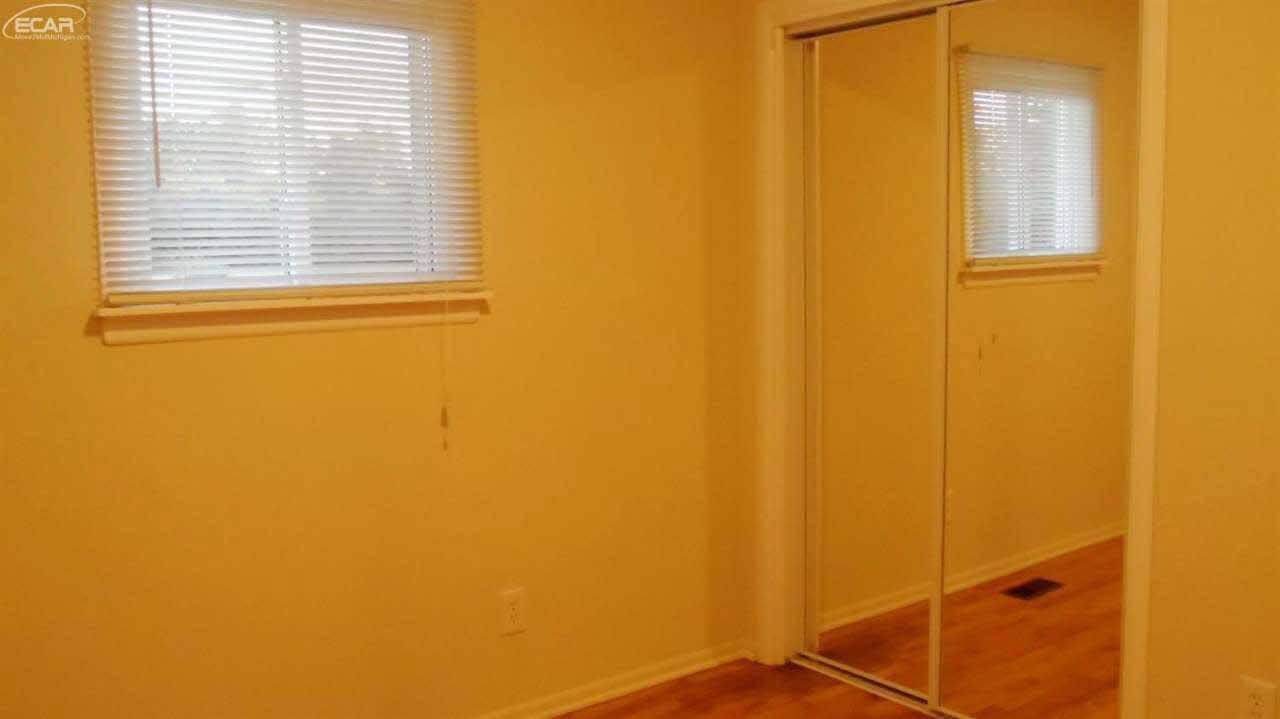 6168 West Mount Morris Road Mount Morris, MI 48458 - Photo 15 of 26 21215956-14.JPG