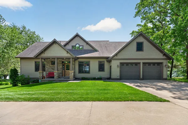 $1,150,000 | 12892 Bass Trail, Sauk Centre, MN 56378