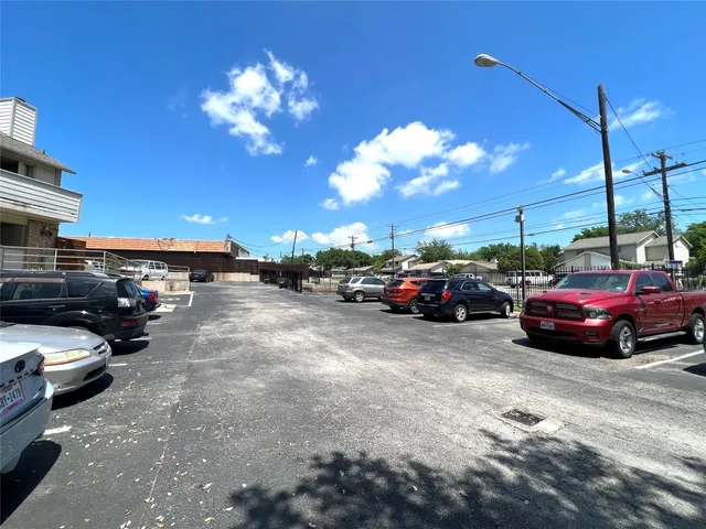 $1,295 | 2500 Burleson Road, Unit 622, Austin, TX 78741